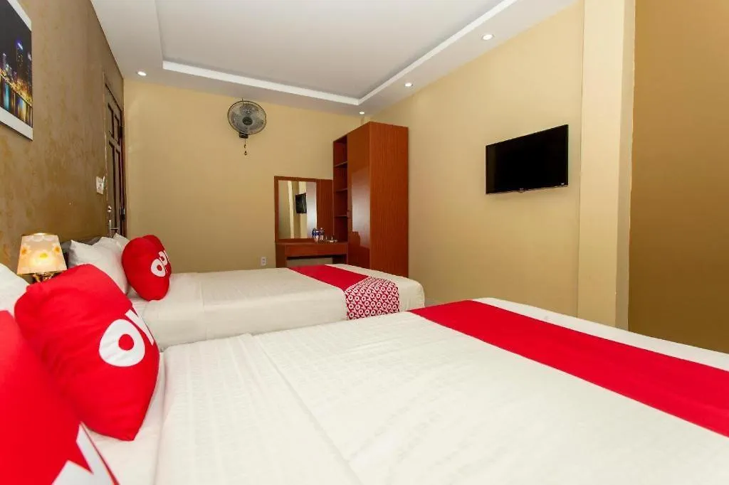 Oyo 1067 Phuc Long Hotel Da Nang 2*,